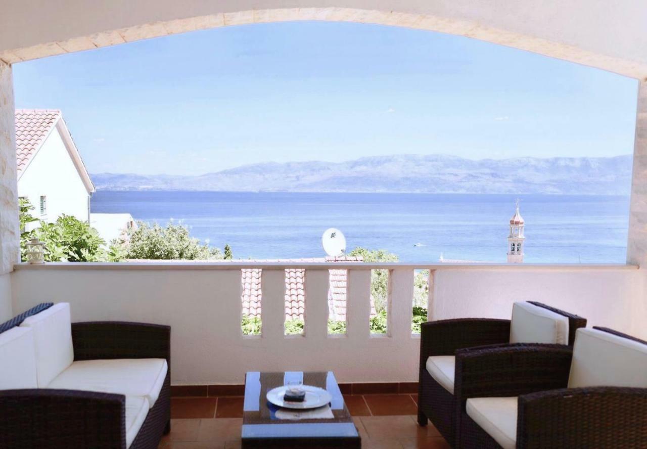 Ana Apartment Sutivan